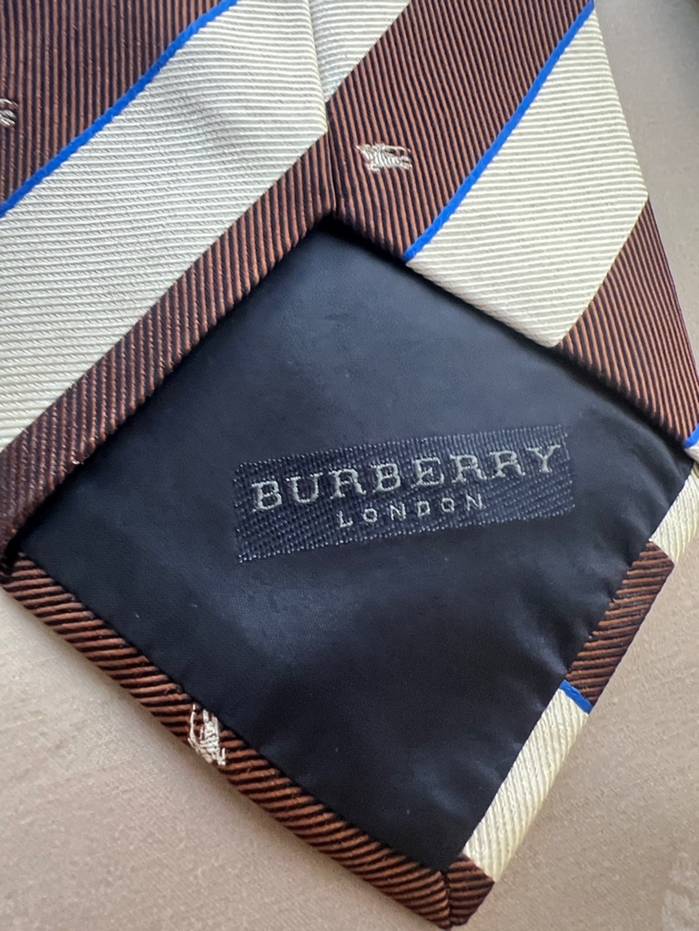 Vintage Burberry Brown, Ivory and Blue Striped Classic Silk Tie Made in Italy - Picture 17 of 17